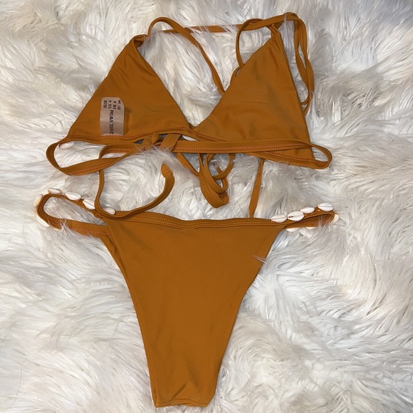 Seashell Bikini Set Size Small - Picture 4 of 4